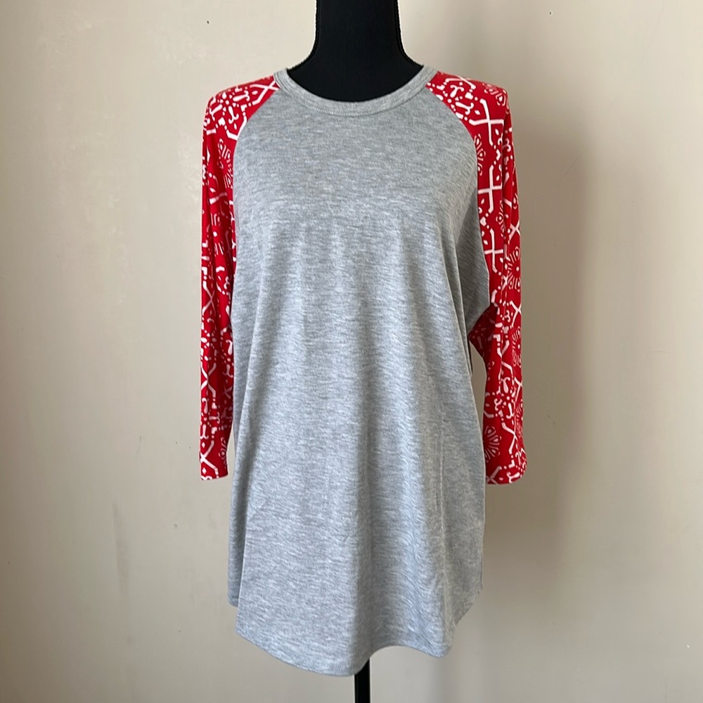 LuLaRoe Randy Raglan Tee